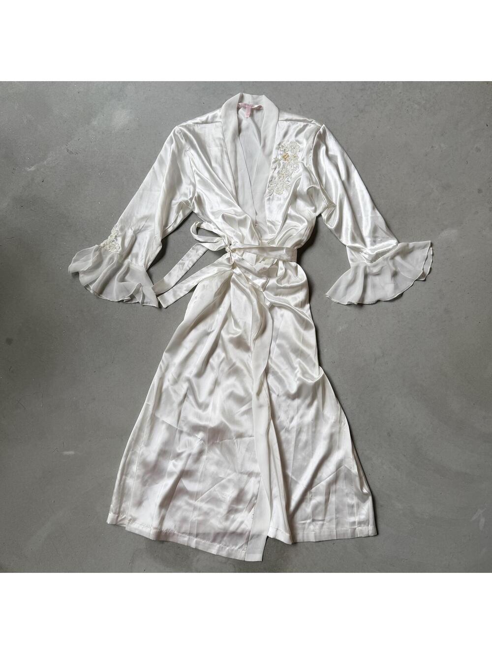 White Satin Bridal Wrap Robe with Floral Embroidery and Ruffled Bell Sleeves
